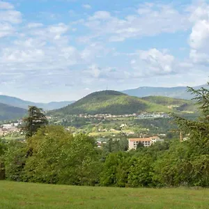agreable-maison-de-village-avec-balcon.hotels-rhonealpes.com/
